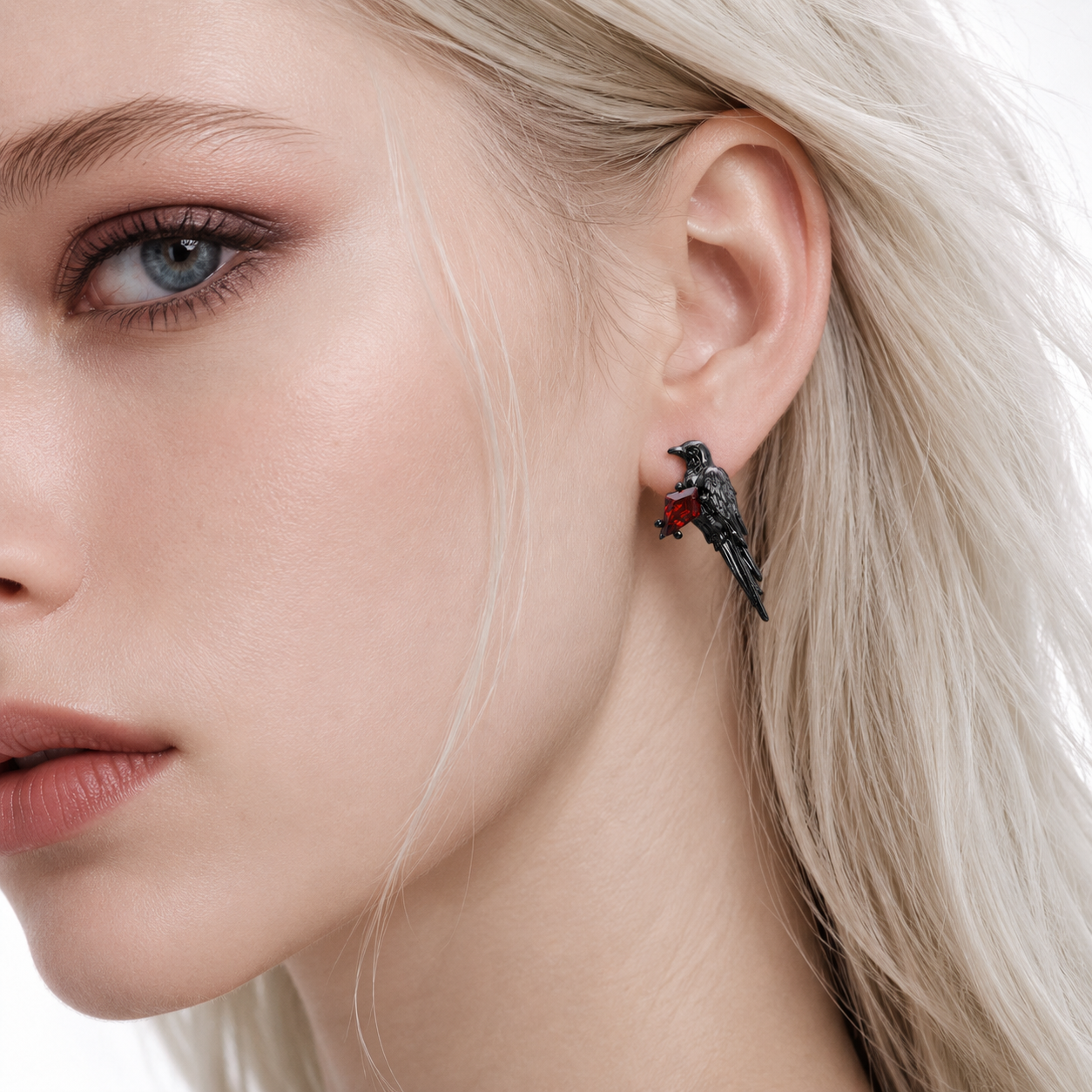 Crimson Raven 925 Sterling Silver Earrings with red stone – detail view