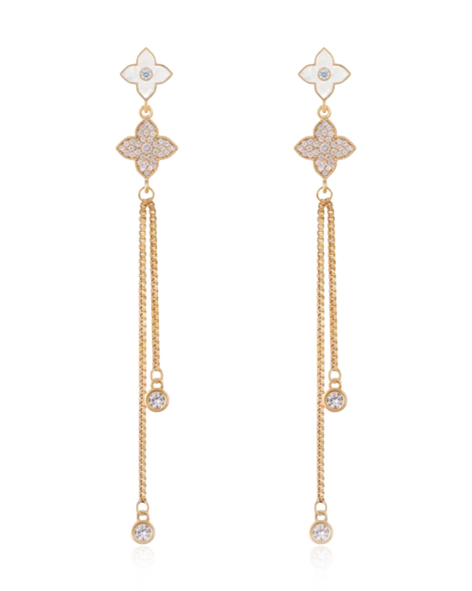 Chamonix Clover Chain Stud Earrings