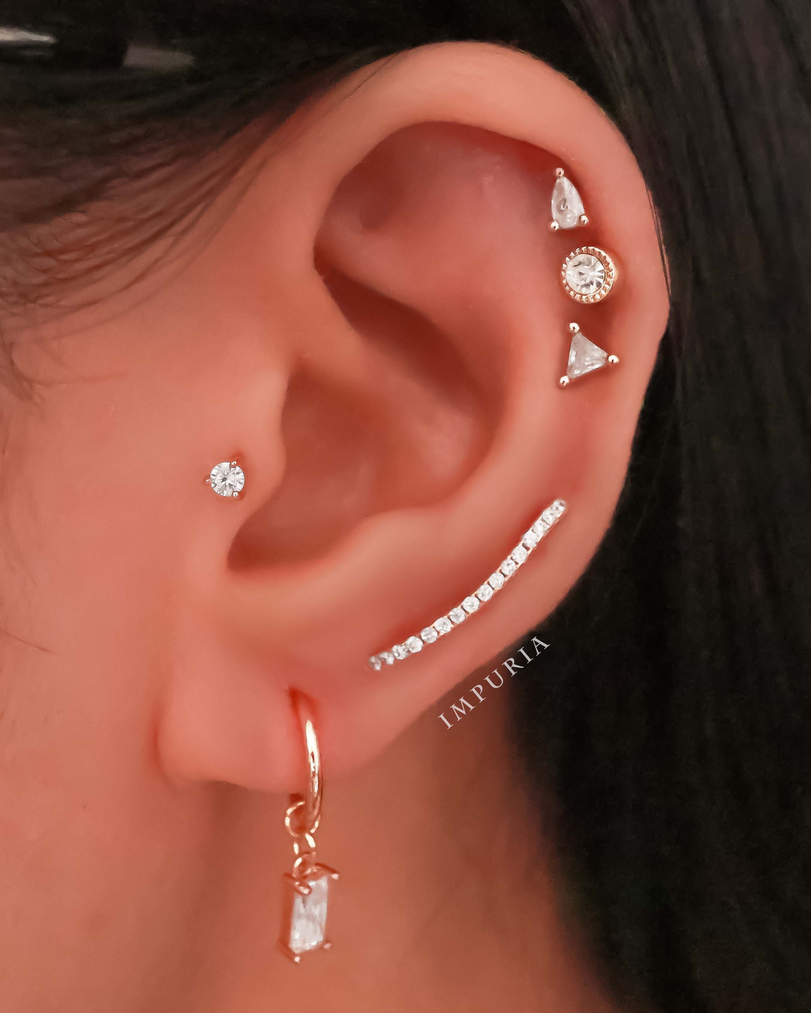 Halo Circle Crystal Milgrain Ear Piercing Stud